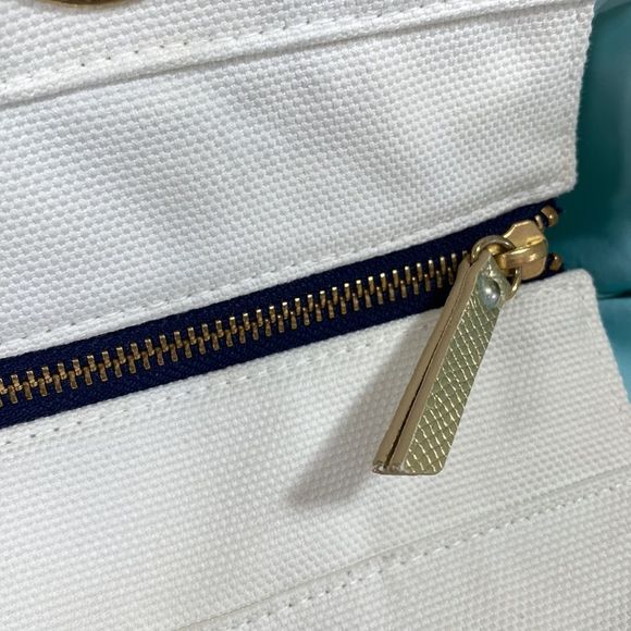 Lilly Pulitzer White Spa Blue Canvas Island Tote Beach Bag - Picture 13 of 16